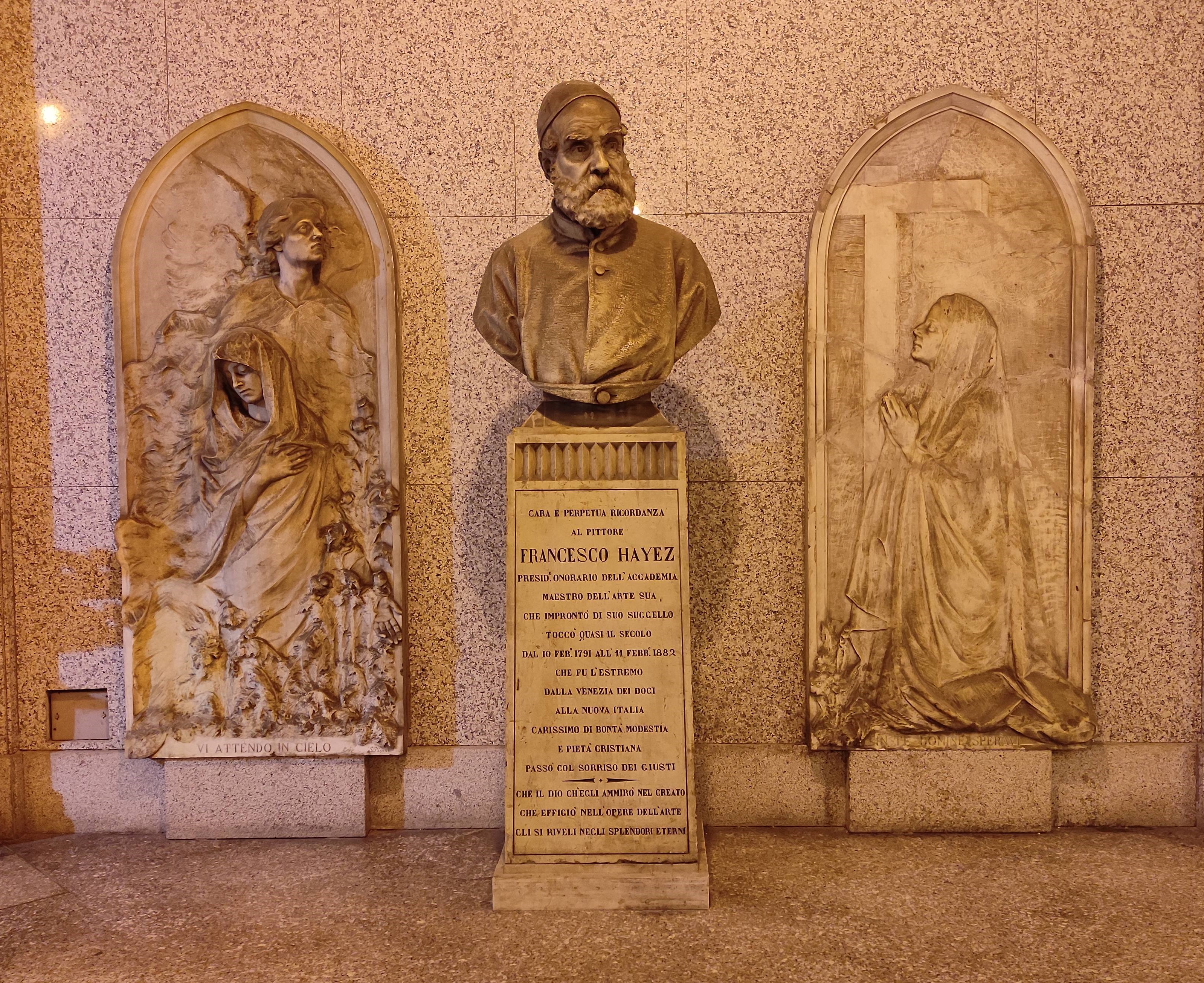 Monumento Francesco Hayez