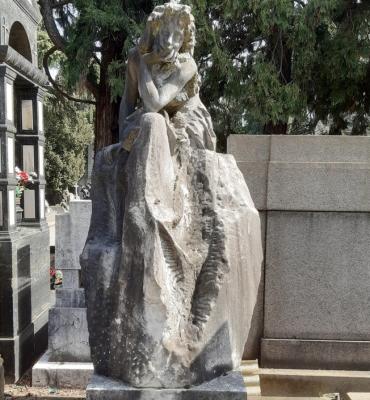 Monumento Redaello Monticelli